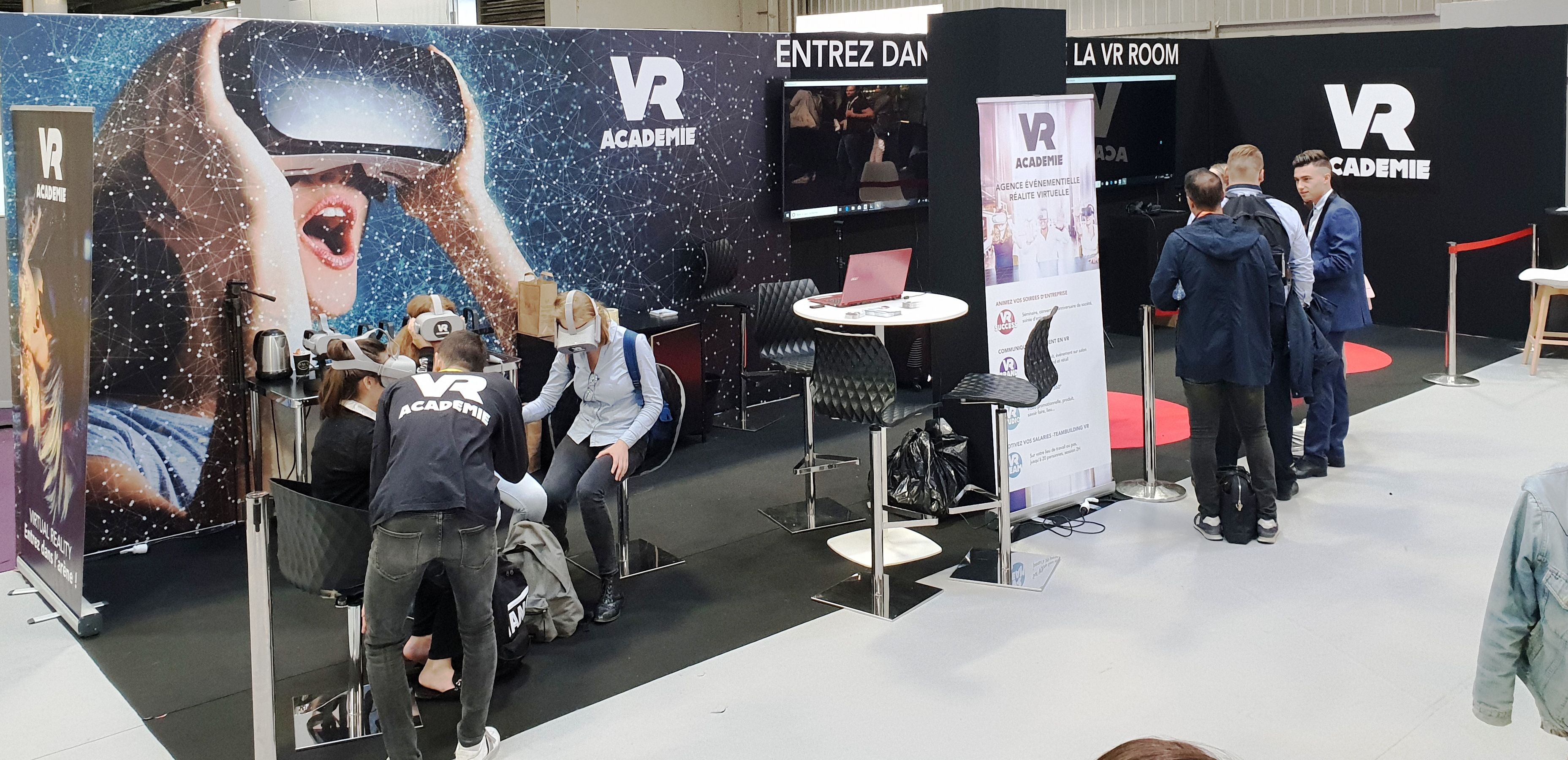 Animation-stand-salon-réalité-virtuelle-vr-academie-1mb